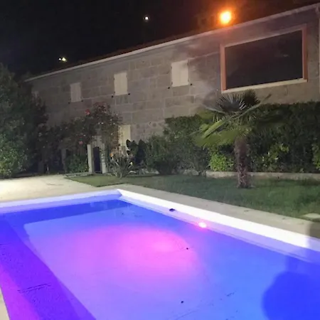 Willa Charming In With Private Pool Resende