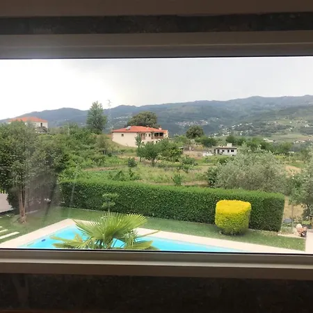 Charming In With Private Pool Resende