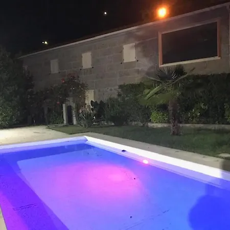 Villa Charming In With Private Pool Resende