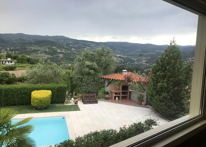 Charming In With Private Pool * Resende